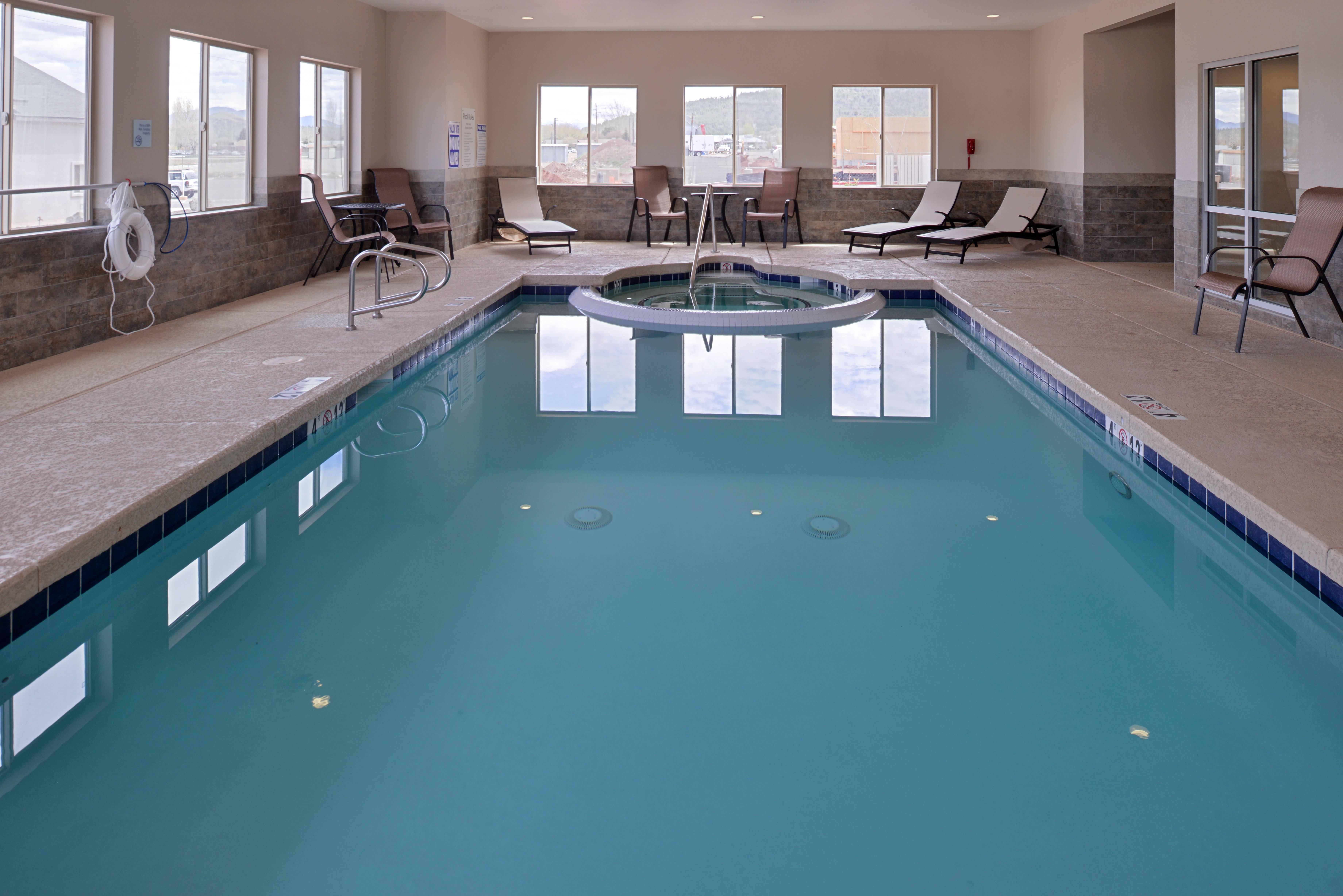Holiday Inn Express & Suites Williams By Ihg Экстерьер фото