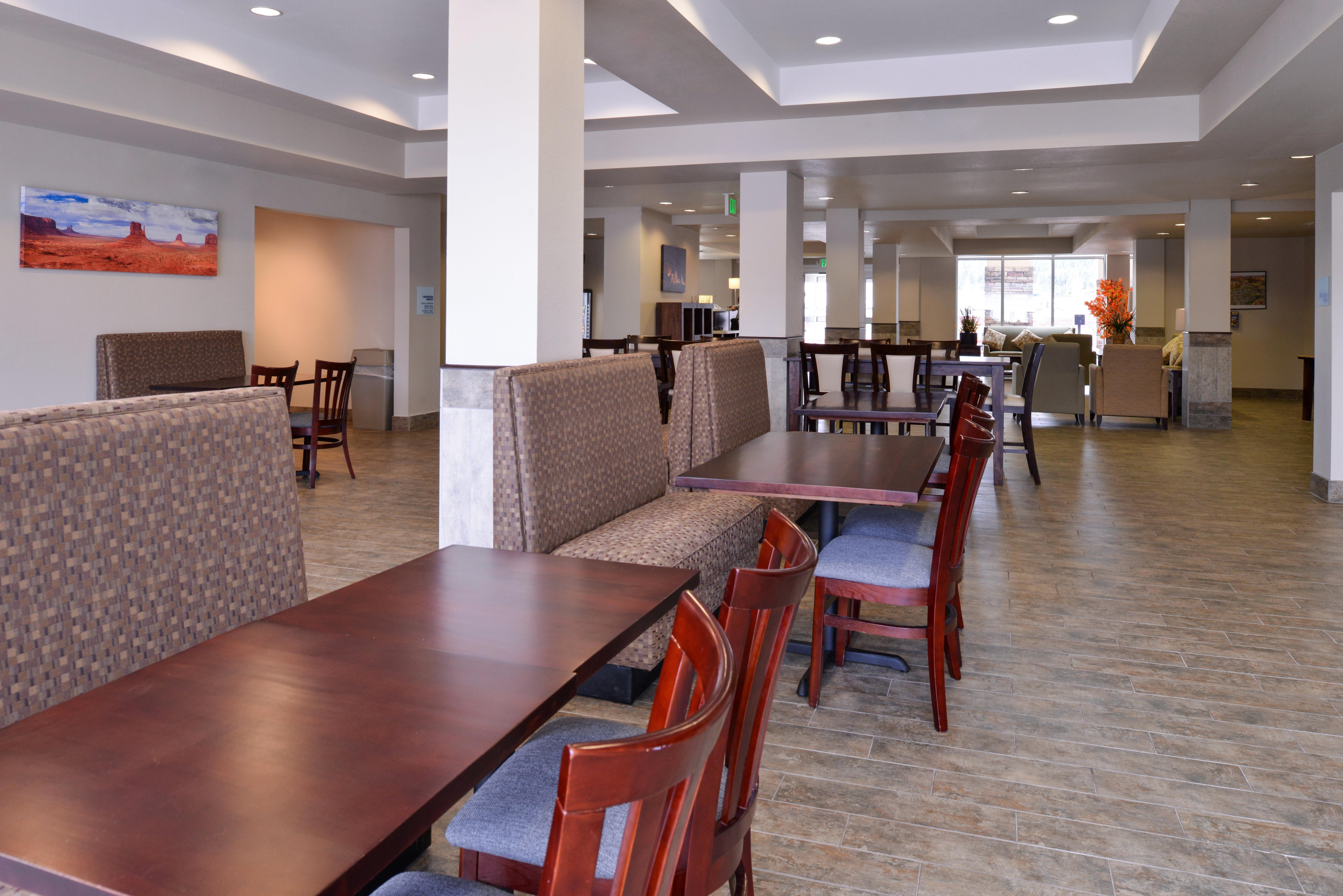Holiday Inn Express & Suites Williams By Ihg Экстерьер фото