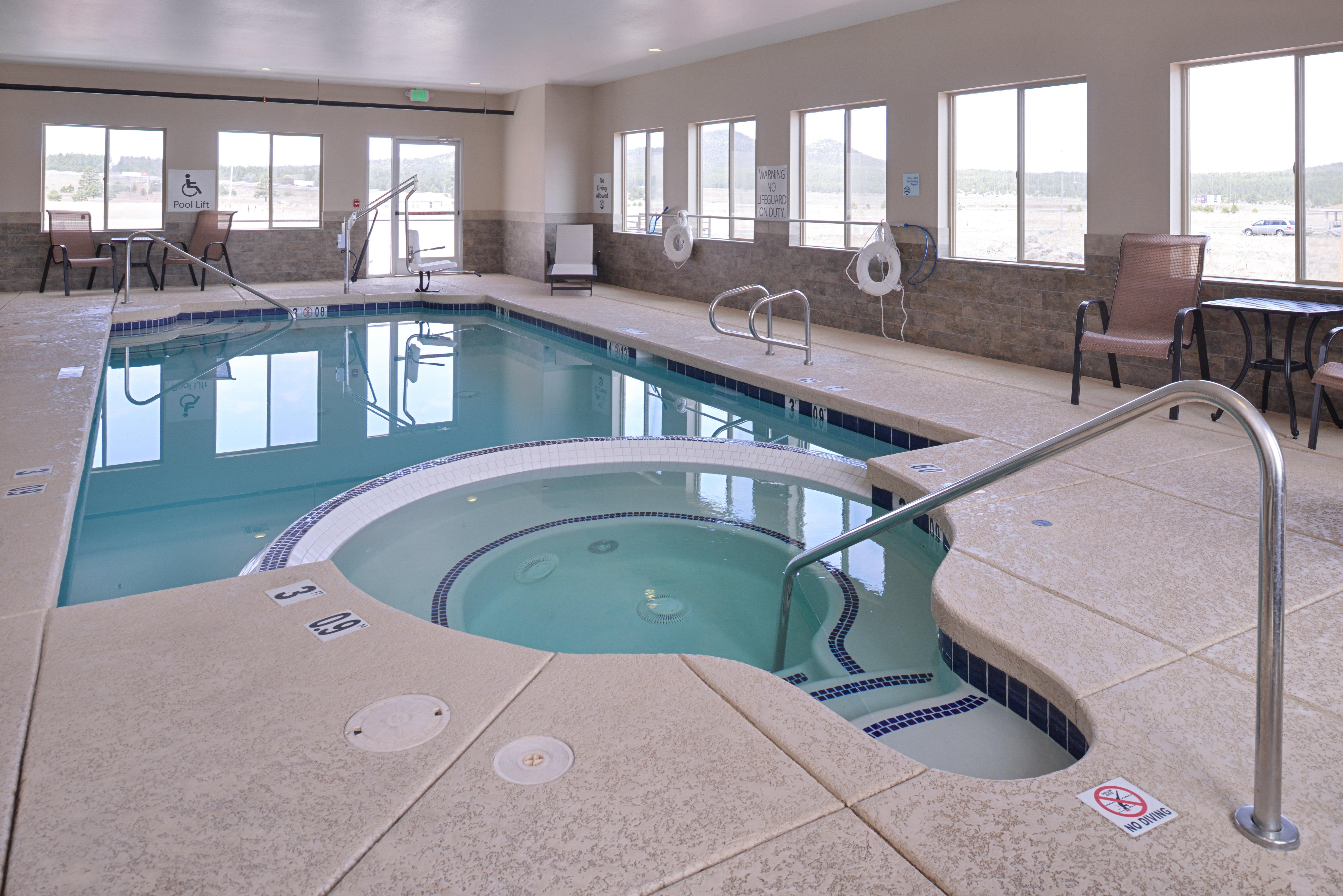 Holiday Inn Express & Suites Williams By Ihg Экстерьер фото